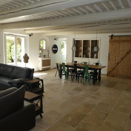 Belle Longere Au Calme - L'Auguste Maison D'Hotes Valensole Ngoại thất bức ảnh